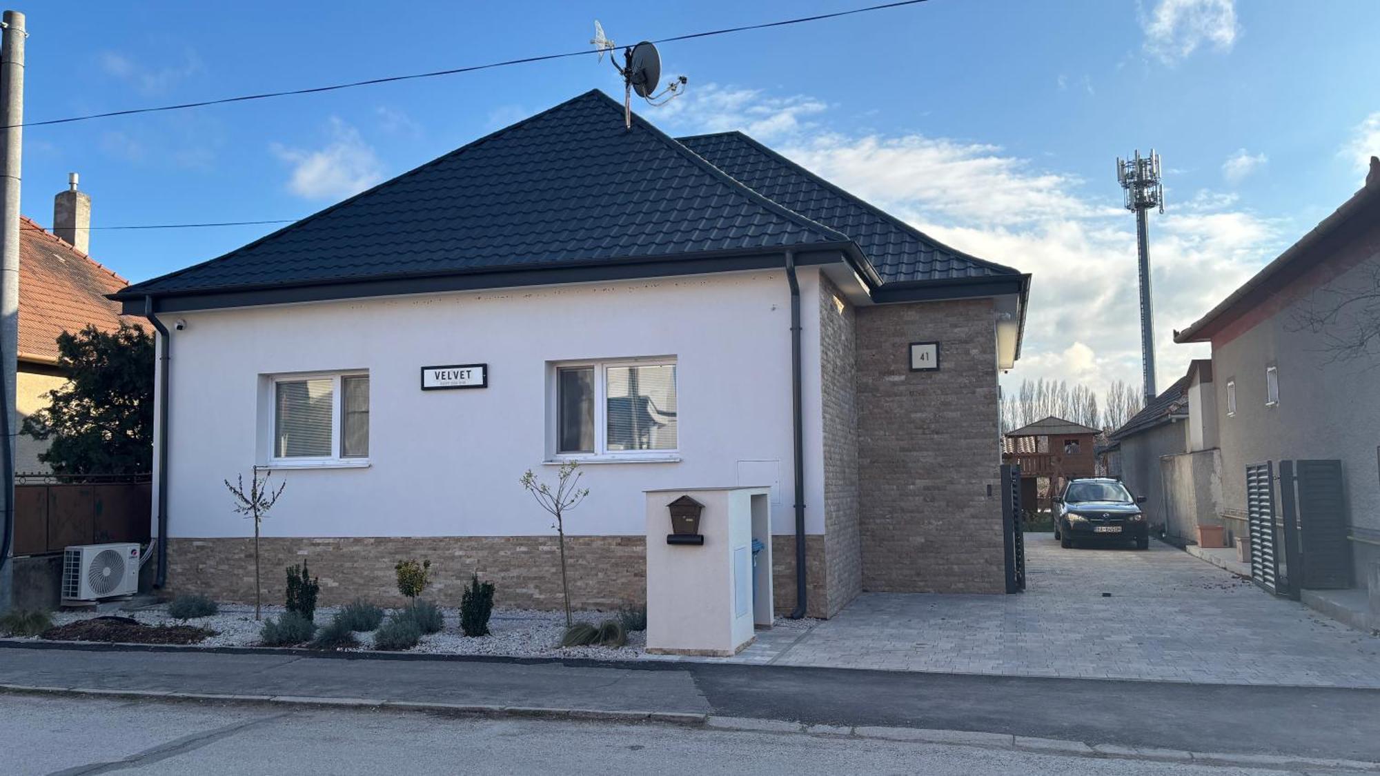Velvet Apartments Dunaszerdahely Kültér fotó