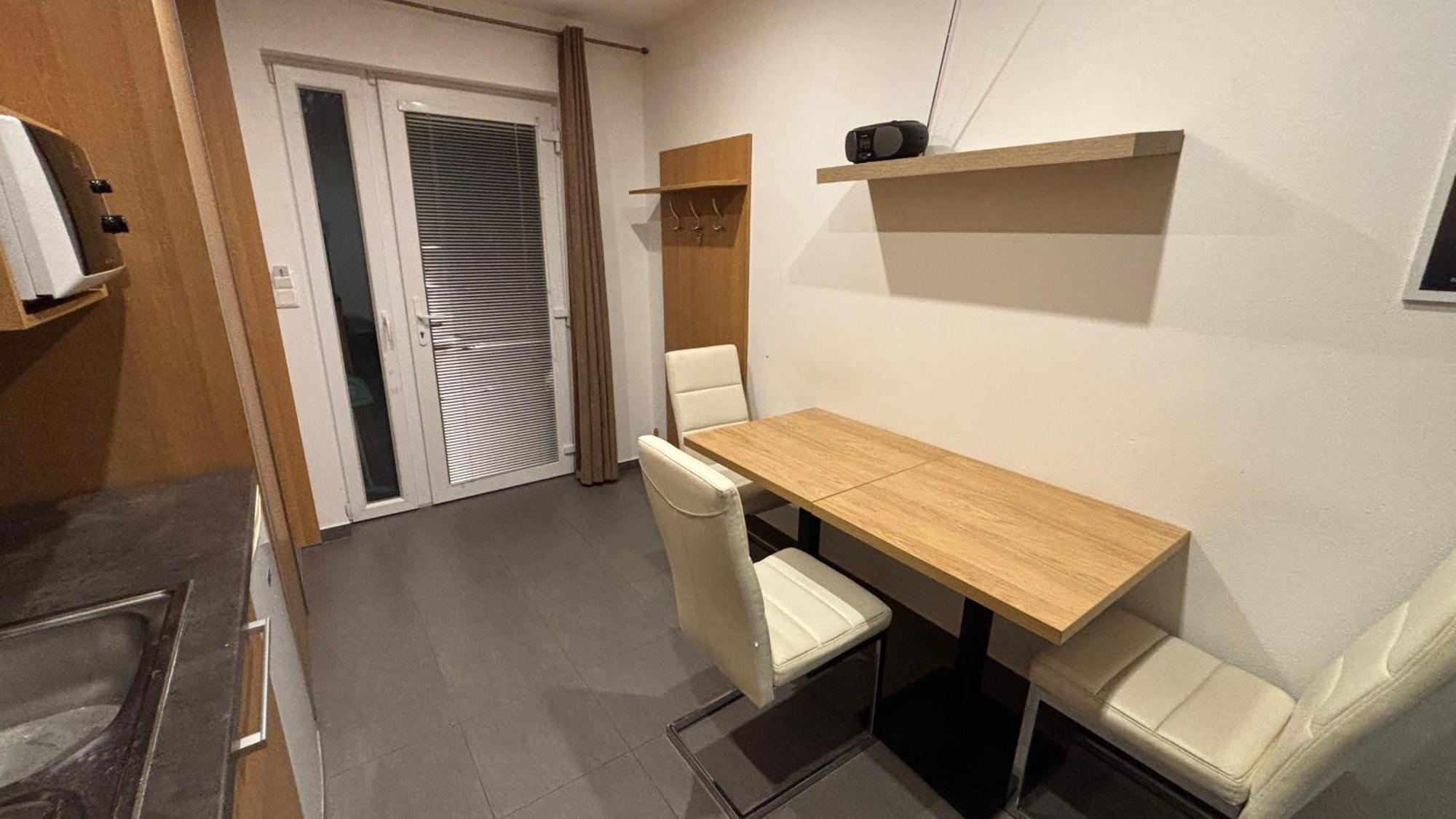 Velvet Apartments Dunaszerdahely Kültér fotó